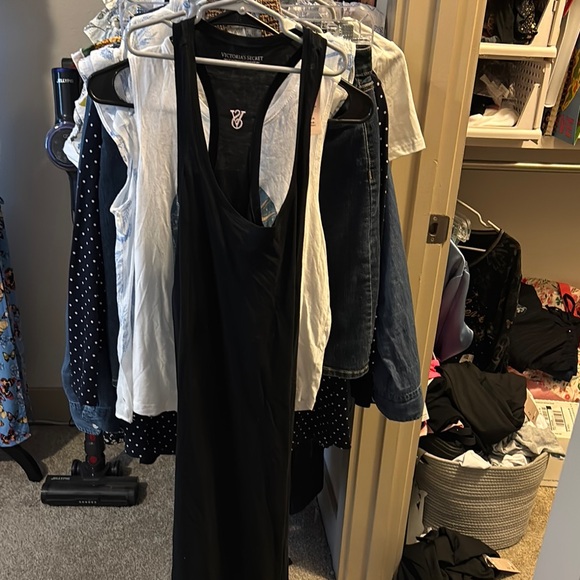 Victoria's Secret Black Tank lounger/nightshirt - Picture 1 of 4